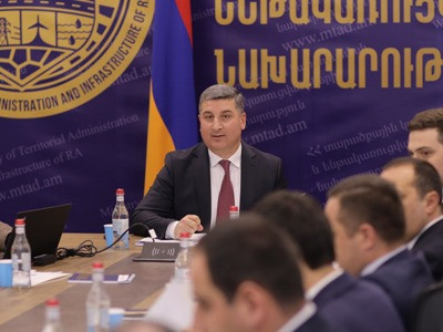 Սանոսյանի մոտ քննարկվել են մարզերում միասնական երթուղային ցանցի ներդրման աշխատանքները
