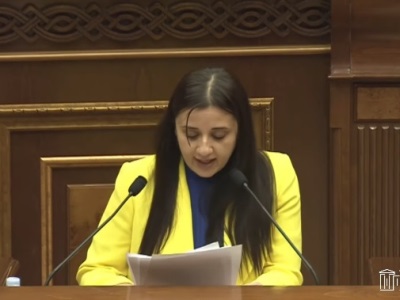 «Հատուկ եմ այդպես նշում». ՔՊ-ական պատգամավորը ԱԺ ամբիոնից հոգևորականին «պարոն Աջապահյանով» դիմեց