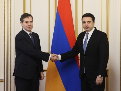 Greece envoy to Alen Simonyan: We support Armenia in any way in establishing peace