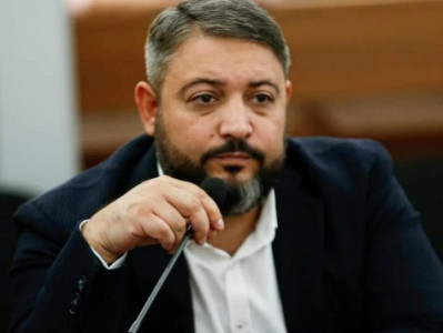 «Բարդակը ե՞րբ ա վերանալու»․ Վահան Ավագյանը՝ քաղաքապետարանի աշխատանքի մասին