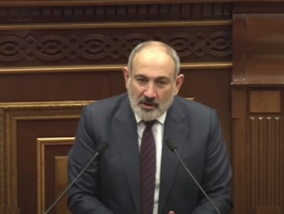 ՊՆ-ն զոհվածների տվյալների հետ չի աշխատում, դրա տեղը «Զինապահ» հիմնադրամն է. Փաշինյանը տեղից սկսեց արձագանքել Նազարյանին