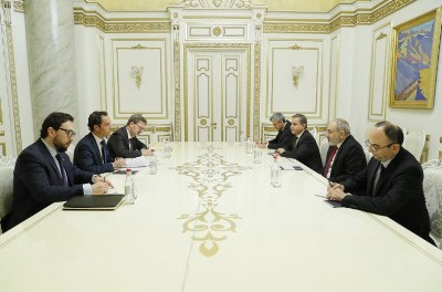 Newspaper: Who are such ‘rapprochements’ by Armenia against?