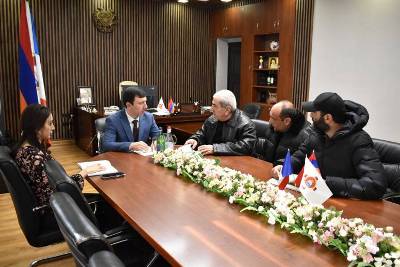 «Հրապարակ». ՔՊ-ն կրկին սկսել է հոգեորսությամբ զբաղվել