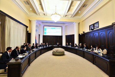 Newspaper: Vast majority of Armenia society does not trust country’s authorities
