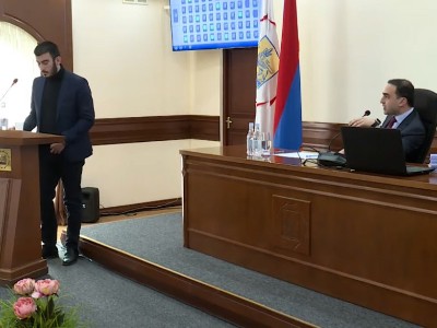 Կարգի եմ հրավիրում ձեզ, ելույթի ժամանակ կոռեկտության սահմանը մի՛ անցեք, Ավինյանը «Մայր Հայաստան» խմբակցության անդամին