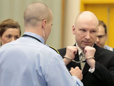 Суд не посчитал условия содержания Брейвика в тюрьме «бесчеловечными»