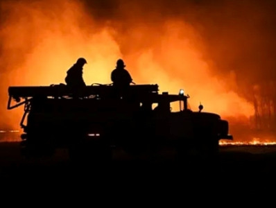 At least 11 killed in India paint factory fire