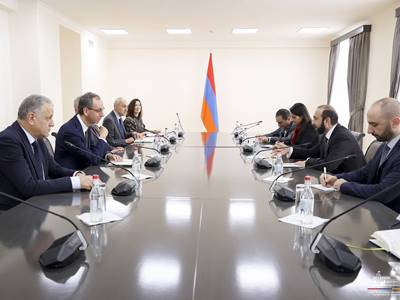 Ararat Mirzoyan, Stefano Tomat confer about importance of EU monitoring mission in terms of border stability