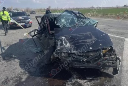 В Армавирской области столкнулись «BMW» и «Opel»: есть пострадавшие