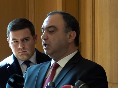 Глава МВД объяснил и рост преступности, и тонированные стекла автомобиля жены премьер-министра