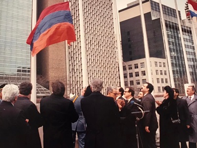 Սերունդների կերտած Հանրապետությունը եւ նրա սրբազան դրոշակը չեն կարող լինել մեր վերջին զանգը. Րաֆֆի Հովհաննիսյան