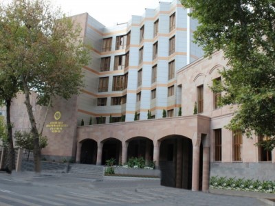 Այգեպատում կոռուպցիոն չարաշահումների վարույթով մեղադրանք է ներկայացվել համայնքի ղեկավարին, նրա կնոջն ու աներոջը
