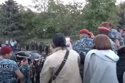 Large number of police are at Yerevan military pantheon, PM's visit expected