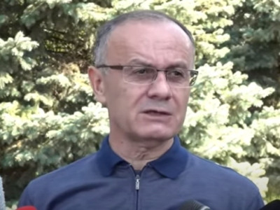 Оганян: Власти регулярную армию времен Вазгена Саркисяна превратили в хаотичную организацию