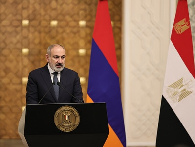 Пашинян пообещал направить гуманитарную помощь сектору Газы