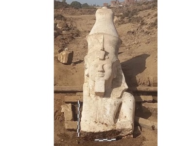 Upper part of Pharaoh Ramses II’s giant statue discovered in Egypt