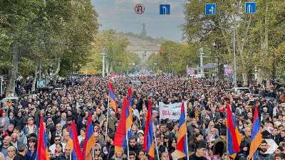 «Իրավունք». Ի՞նչ քաղաքական պրոցեսներ են սպասվում Երեւանի փողոցներում