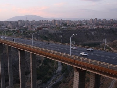 В Ереване предотвращена попытка самоубийства