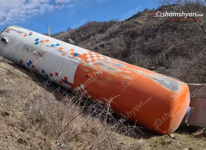 В Тавушской области от грузовика оторвалась цистерна со сжиженным газом: пострадавших нет