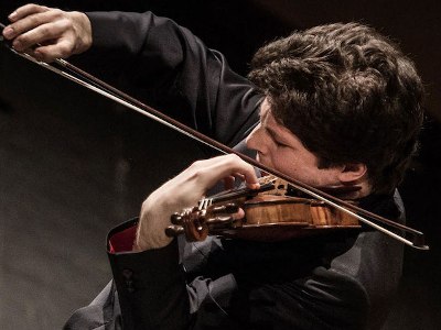 Мэрия: Юношеский симфонический оркестр «Ереван» выступит вместе с известным музыкантом Августином Хаделихом