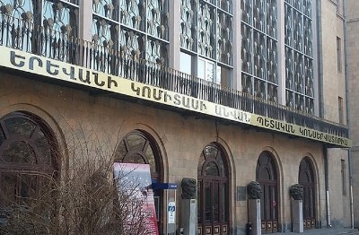 «Փաստ». Ուրիշ ինչ-որ բան էիք սպասո՞ւմ. այդ ուղտը բոլորի դռանն էլ չոքելու է