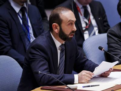 Пашинян объяснил, зачем поставил Мирзояна в неловкое положение