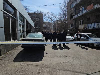Страшные подробности убийства студента в Ереване: Ранив ножом, набросились и стали бить ногами