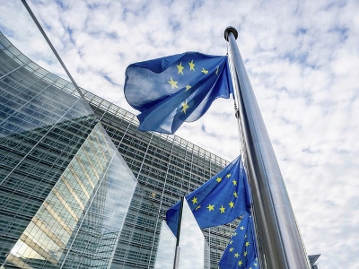 Европарламент в своей резолюции потребовал вывода азербайджанских войск с территории Армении
