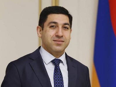 Հովհաննես Նալբանդյանը կազատվի ԱԺ նախագահի խորհրդականի պաշտոնից