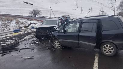 Սպիտակ-Երևան ավտոճանապարհի 16-րդ կմ-ի մոտակայքում բախվել են մեքենաններ. կան վիրավորներ