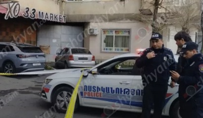 В Ереване во дворе высотного дома обнаружен труп молодой женщины