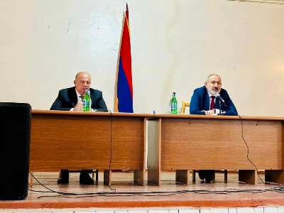 Журналист: Никола Пашиняна в Воскепаре приняли очень холодно, а он пугал войной