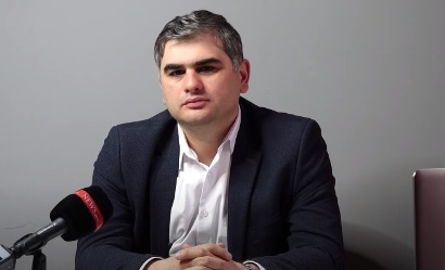 «Միր» քարտերի սպասարկումը արգելելու որոշումը լուրջ հետեւանքներ կարող է թողնել Հայաստանի տնտեսության վրա․ տնտեսագետ