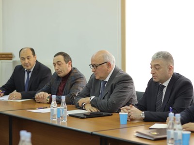 Վաչե Տերտերյանը և Ֆանի Դելպեի գլխավորած պատվիրակության անդամները քննարկել են ջրային ոլորտում իրականացվող ծրագրերը