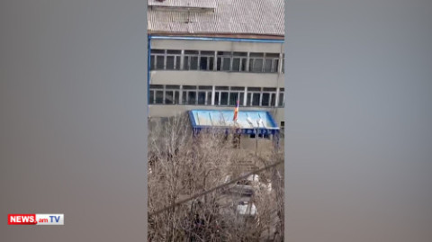 У здания отдела полиции района Нор Норк в Ереване был слышен взрыв