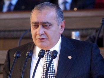 Այսօր Անդրանիկ Մարգարյանի մահվան 17-րդ տարելիցն է