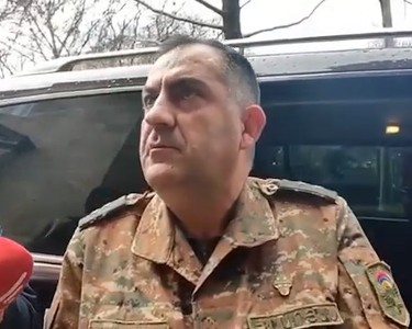 Начальник генштаба Армении: Мы земли не сдаем