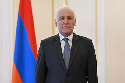 Президент Армении: Дорогие женщины, матери, сестры и дочери, ваша роль в нашей жизни неоценима и неизмерима