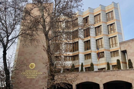 Պատգամավոր Հայկ Սարգսյանի հորը պատկանող մեքենաների յուղման կետի մոտ պայթուցիկ տեղադրելու գործով հետախուզվող կա