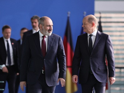Премьер-министр Армении провел телефонную беседу с канцлером Германии