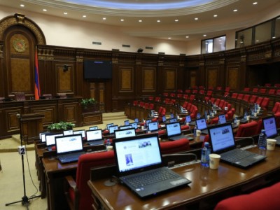 Заявление парламентской оппозиции по делимитации армяно-азербайджанской границы не было принято