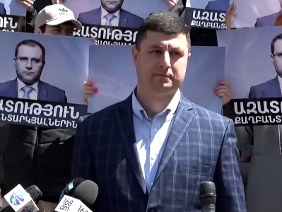 Դատաիրավական համակարգն աշխատում է Նիկոլ Փաշինյանի քաղաքական ուղերձներով. Տիգրան Աբրահամյան