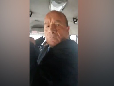 В интернете распространилась видеозапись инцидента с участием депутата от правящей партии