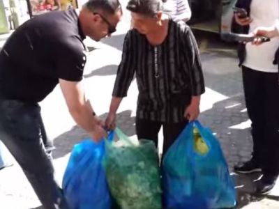 «Գնացեք հողերը պաշտպանեք, ոչ թե 10 տղամարդով հարձակվել եք մի կնոջ վրա». քաղաքացին՝ քաղաքապետարանի պաշտոնյային