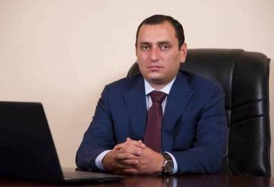 «Հրապարակ». Արամ Սարգսյանի մտերիմին մեկ բուլդոզերի համար 700 հազար դոլար են տվել