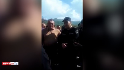 Полицейские требуют открыть дорогу Киранц-Воскепар: архиепископ ведет с ними переговоры