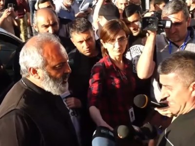Полковник полиции предупредил граждан и архиепископа: Не допущу перекрытия дороги