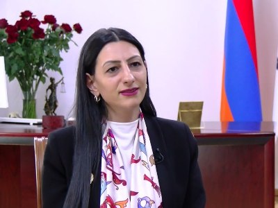Сотрудники офиса омбудсмена Армении посетили политолога Сурена Петросяна