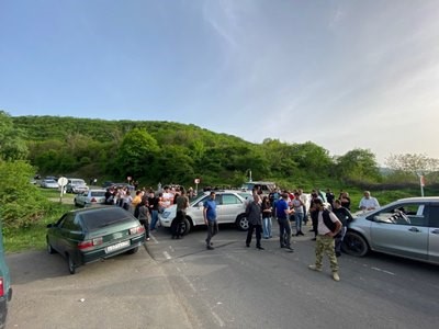 В Тавуше протестующие перекрыли мост Киранц