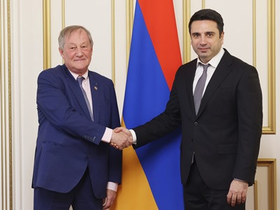 Спикер НС Армении и руководитель Группы дружбы Франция-Армения обсудили процесс либерализации виз РА-ЕС